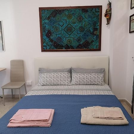 A Due Passi Appartament Otel Palermo Oda fotoğraf
