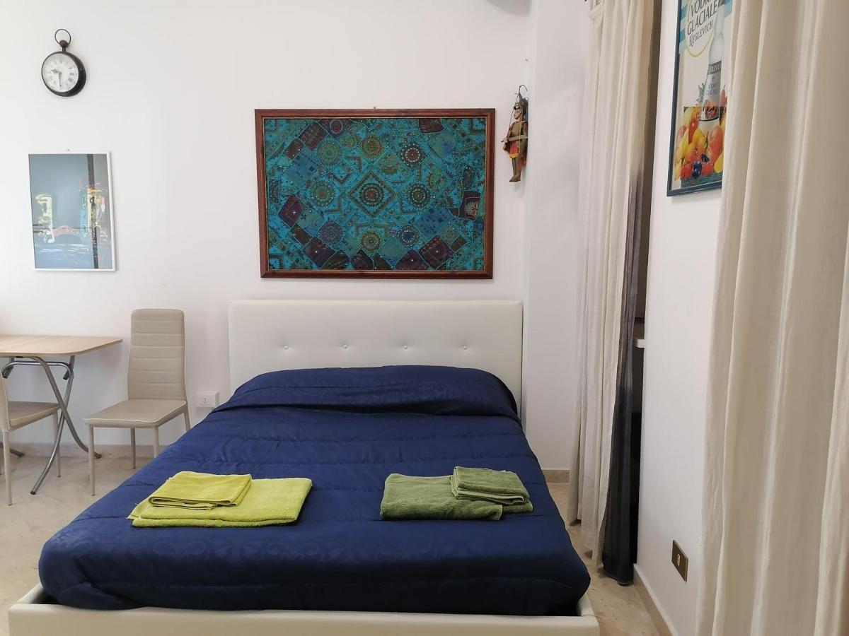 A Due Passi Appartament Otel Palermo Dış mekan fotoğraf